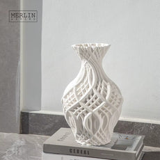 Jarrón Abstracto de Cerámica 3D con Diseño de Raíces Entrelazadas - Trendigo